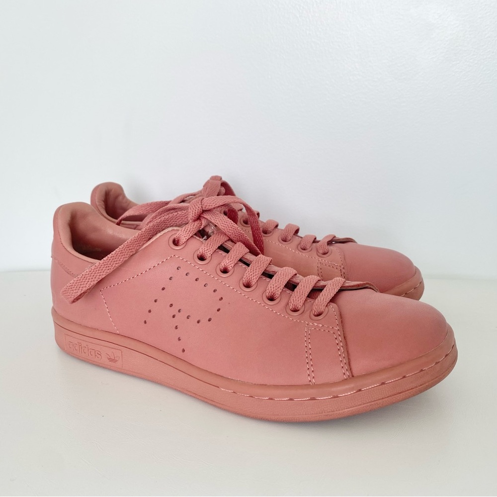 Adidas x Raf Simons Stan Smith Unisex Sneakers in Ash Pink